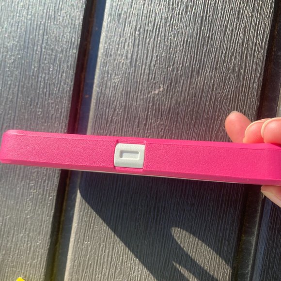 Pink Iphone 5 Defender Otterbox Case - Picture 6 of 8